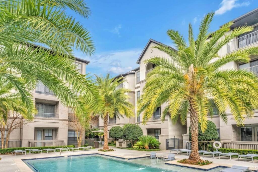 Chic Retreat-Walk To Nrg-Pool Lejlighed Houston Eksteriør billede